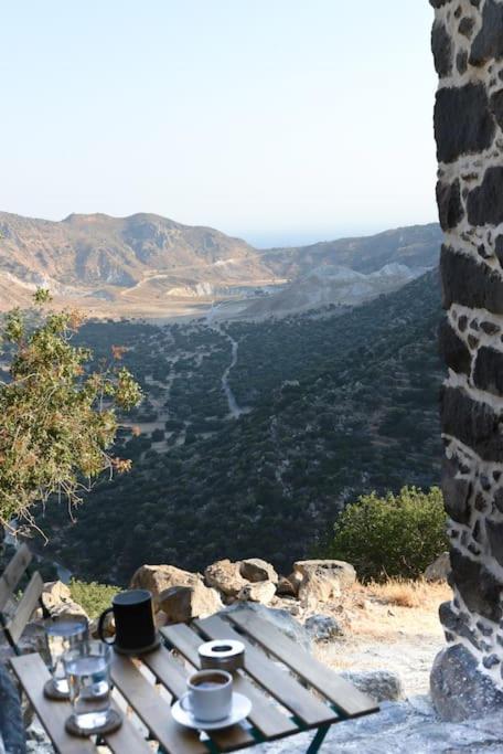 Volcano View Nisyros Emporeiós المظهر الخارجي الصورة